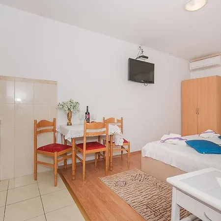 Studio Omis 14422a Lägenhet *